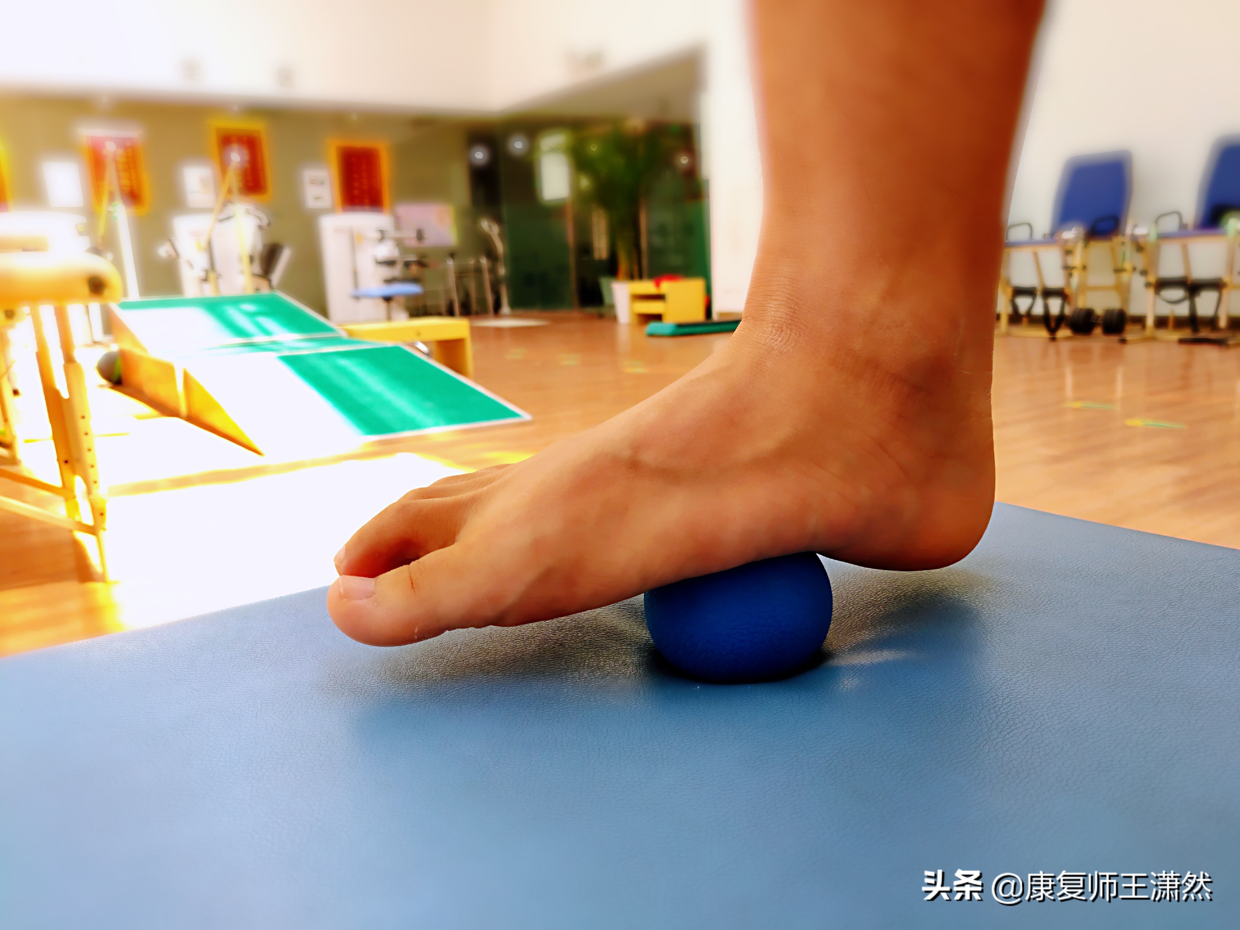 锻炼后脚底板筋疼,锻炼后脚底板痛是什么原因