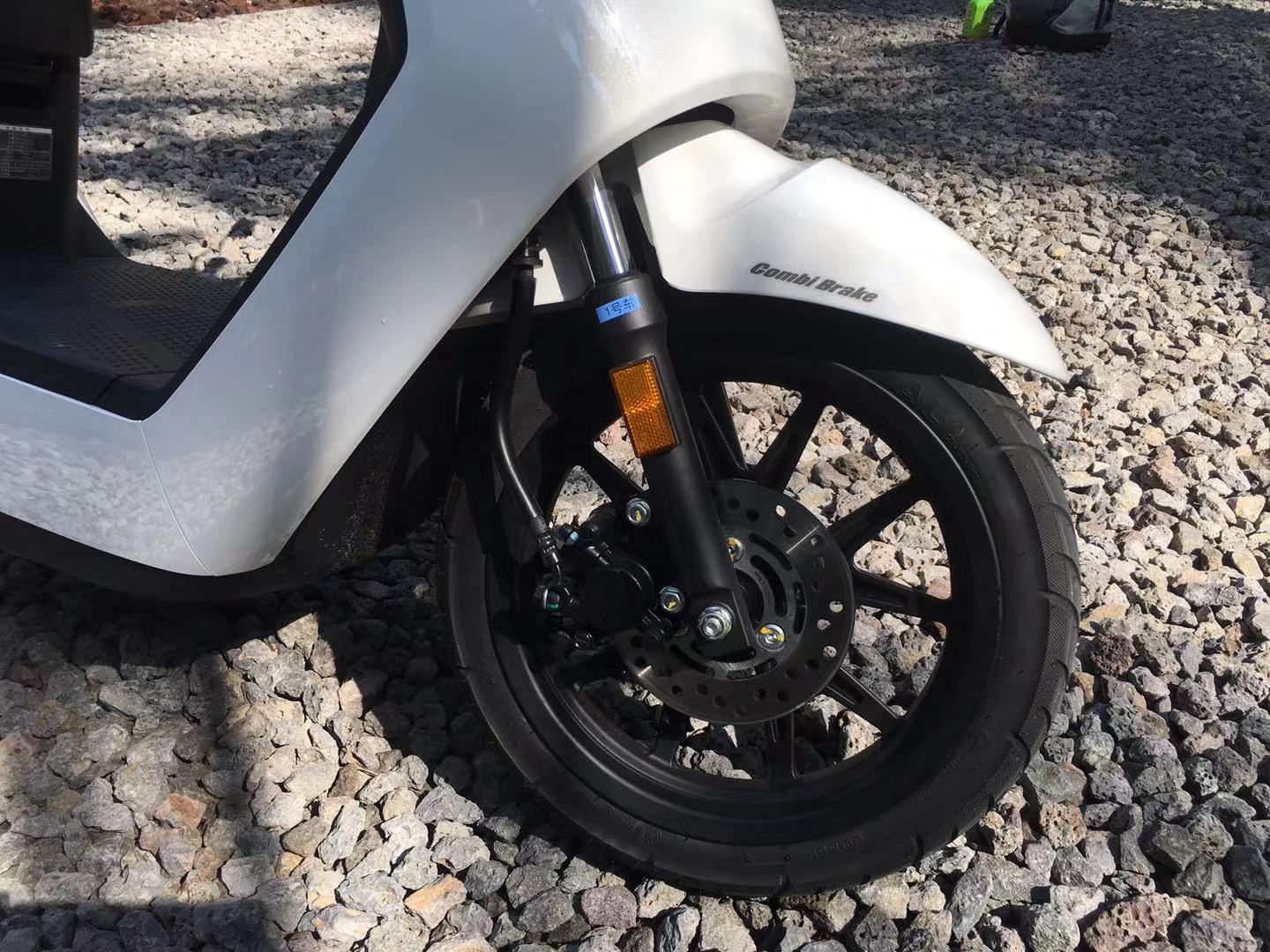 本田小龟遇到水打不着火,小龟电动车漏电