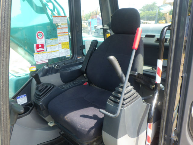 进口的神钢250lc-8挖掘机参数,神钢sk200-8挖掘机