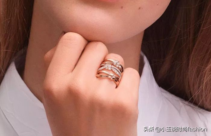戒指男女戴法和意义十个手指,男女戒指的正确戴法图解