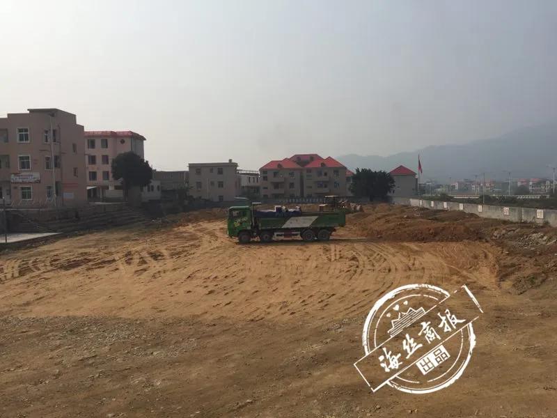 南安这所中学拆除5层高危房，欲建师生合一宿舍楼！初一初二以后也能晚自修了