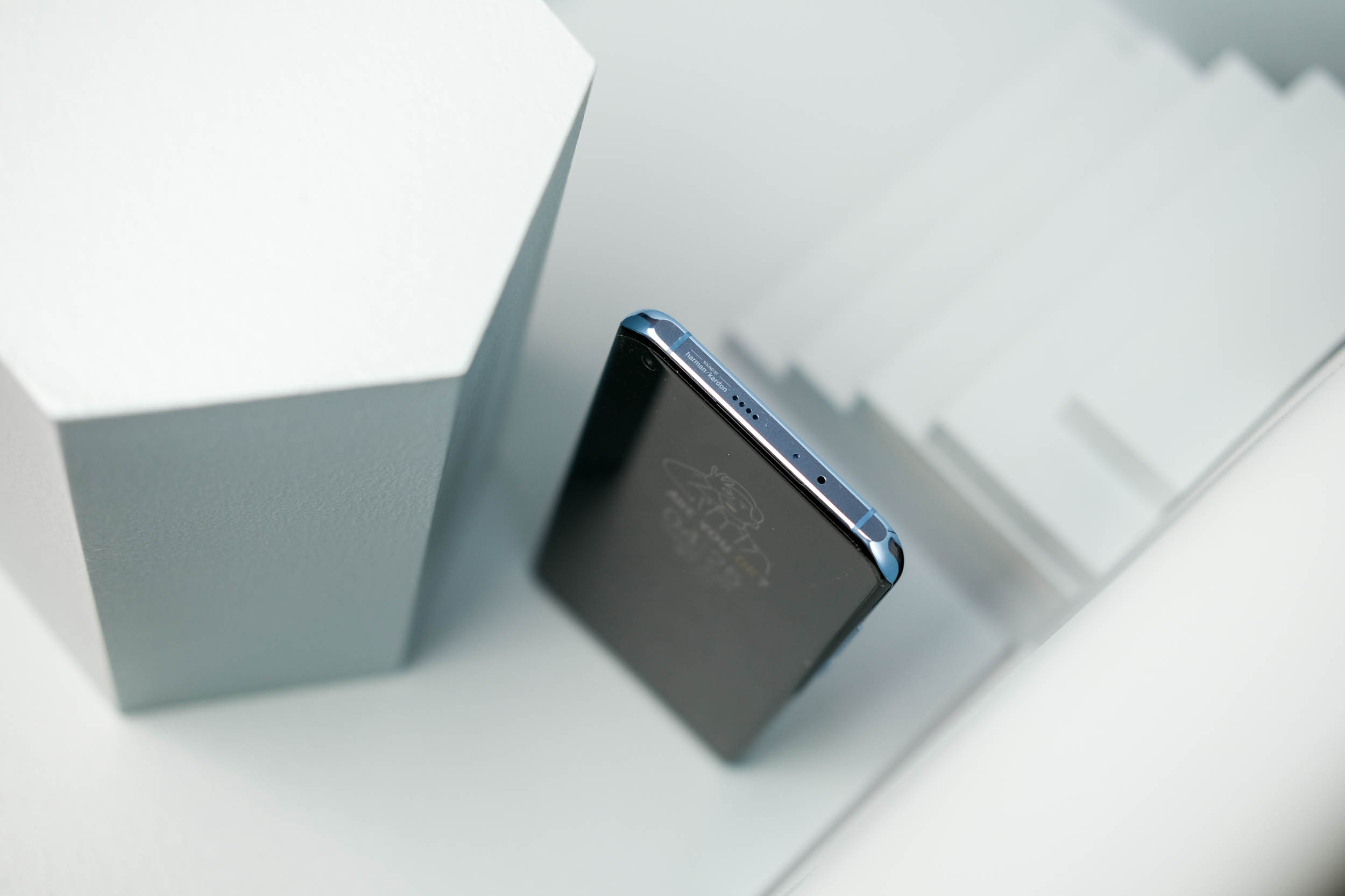 小米11这么多人吐槽还值得入手吗,小米11使用感受