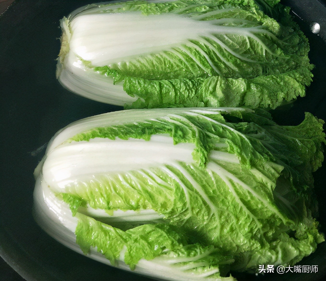 腌酸菜怎么才不会有亚硝酸盐,腌制酸菜小诀窍放一年都不会坏