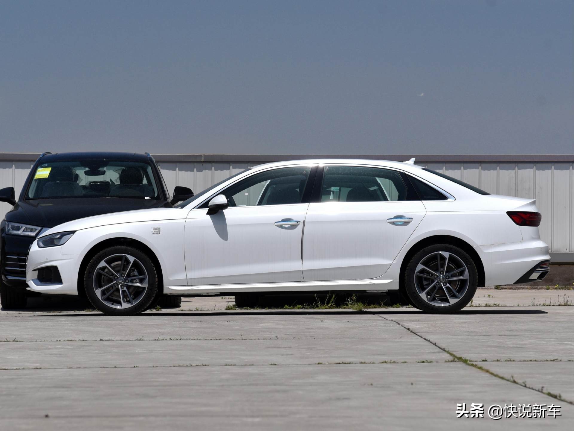 轴距2米82输出500马力43秒破百,轴距大于2.7米的轿车空间