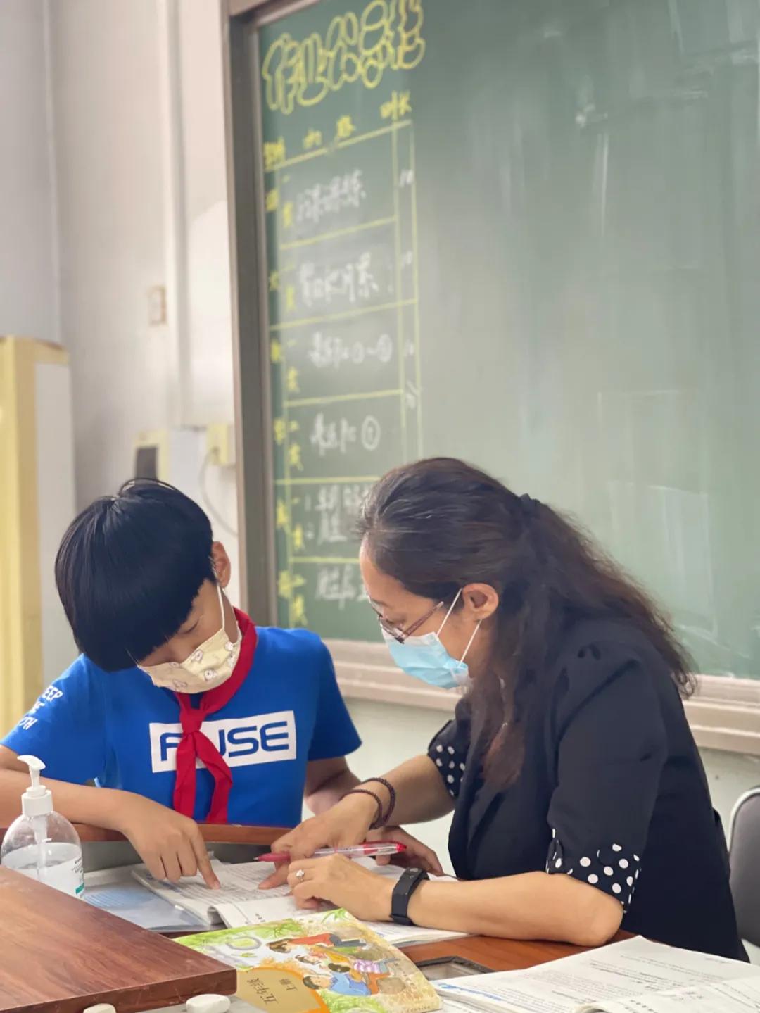 小学落实双减工作机制,家长对学校强化双减工作的建议