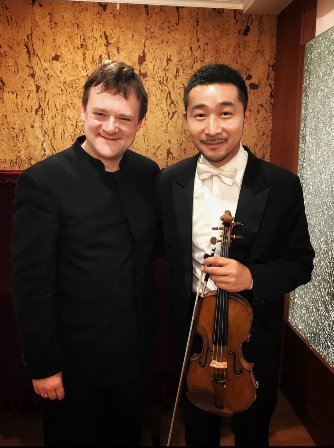 颜柯小提琴独奏曲,小提琴家颜柯年龄