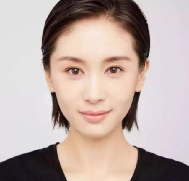 想要证件照好看全靠后期,证件照校花