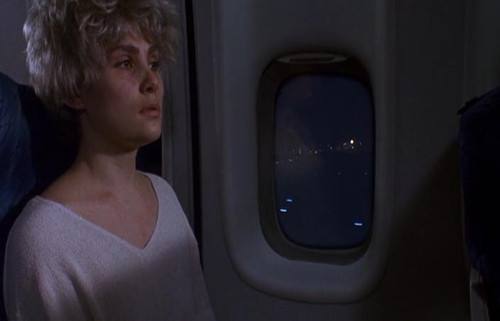 从情感色彩和细节三个层面解读,从色彩声音画面等角度鉴赏电影