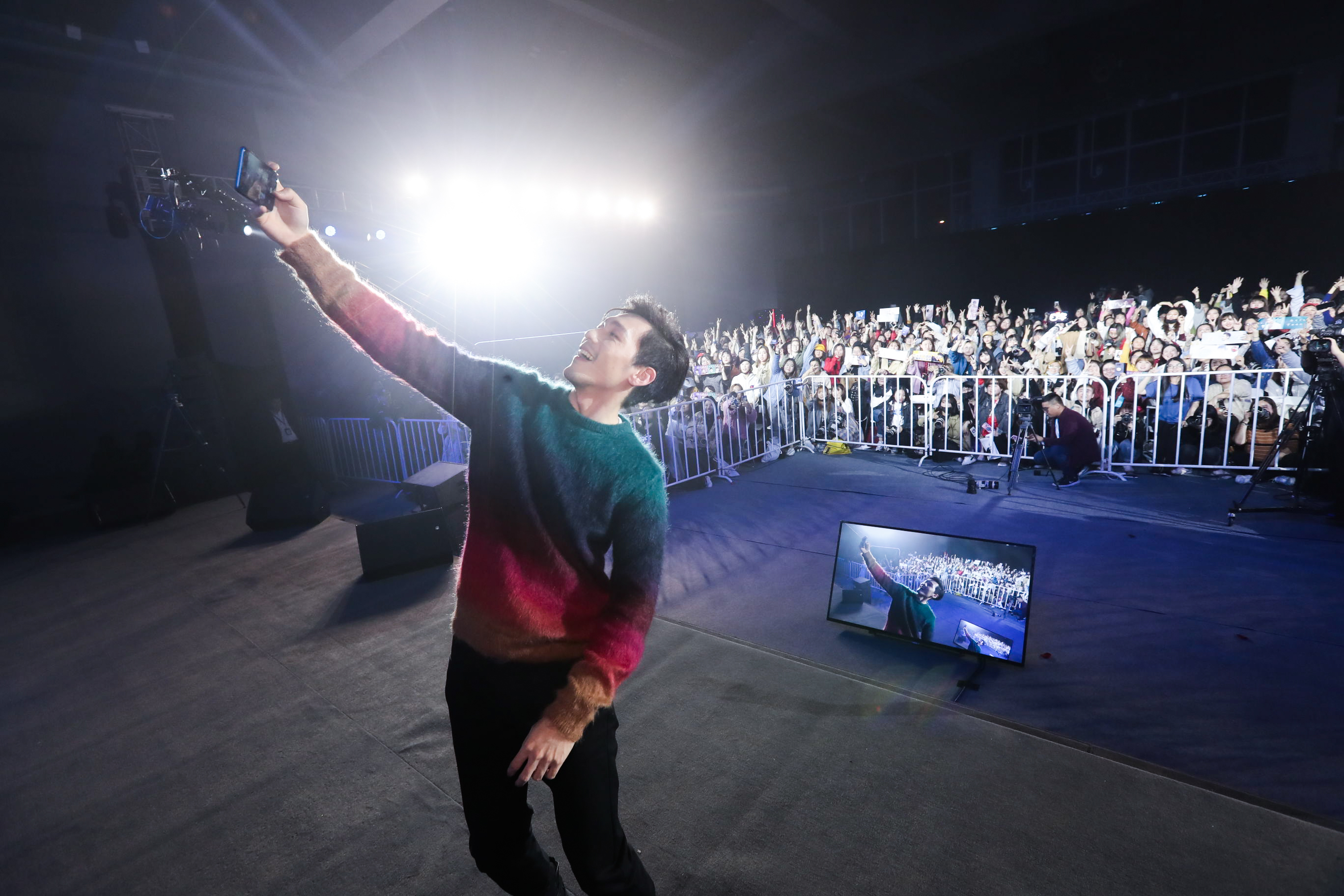 荣耀官网晒荣耀8x最新报价,荣耀手机价格表荣耀8x