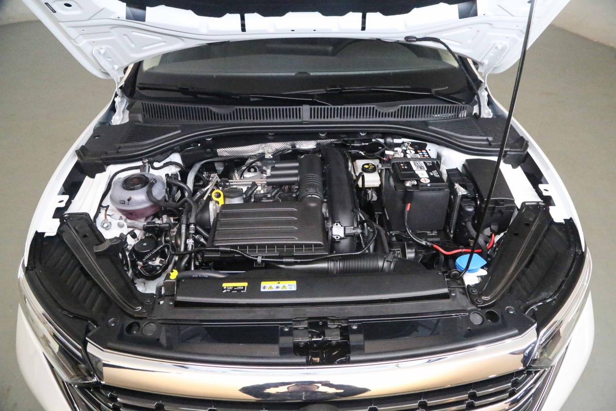 轿车大众速腾,大众紧凑型轿车速腾