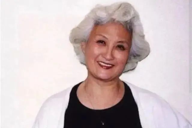 盘点1970-2020年已故名人,2017年离世的十位名人