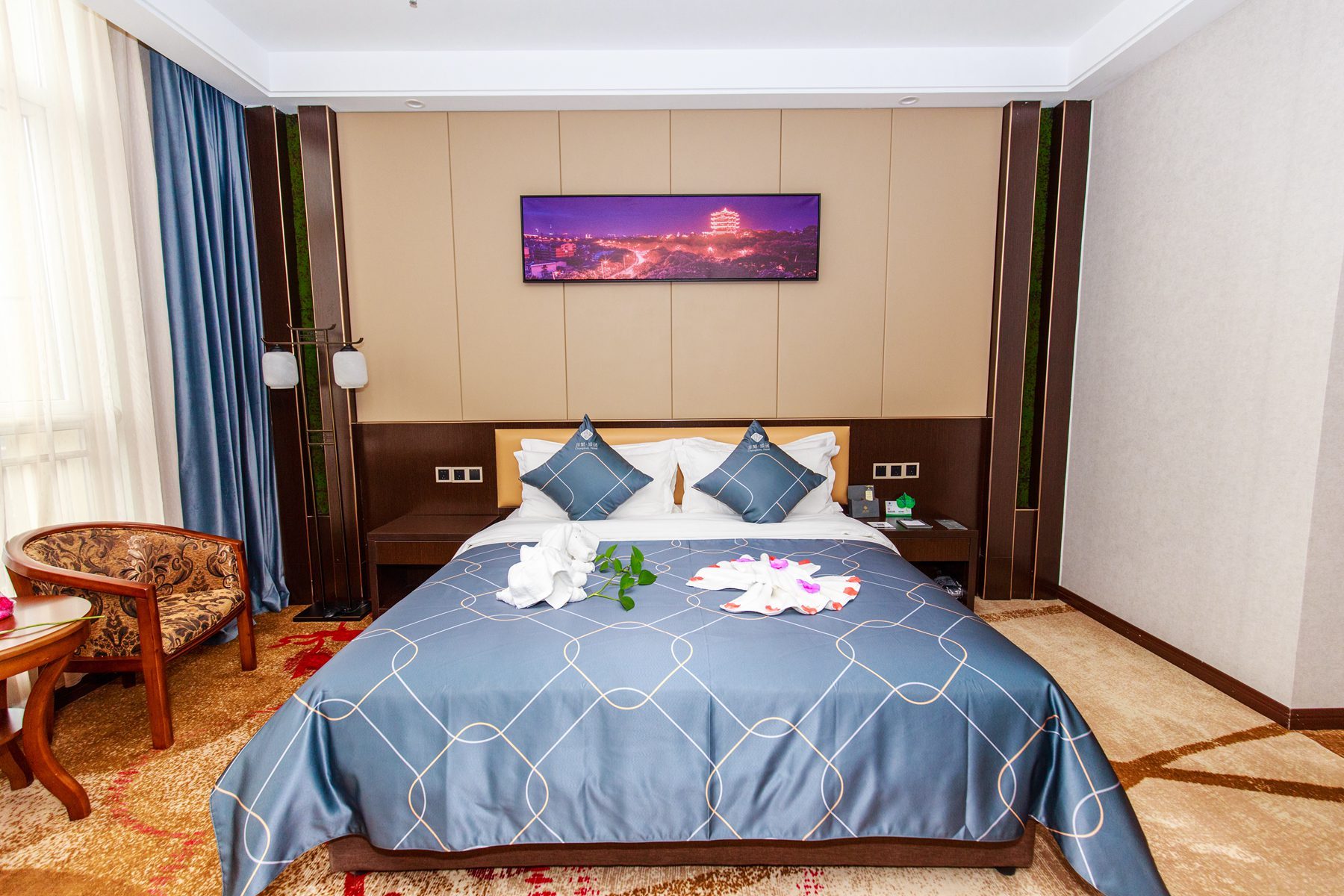 武汉哪里吃螃蟹风景最好,武汉人去青岛玩的地方