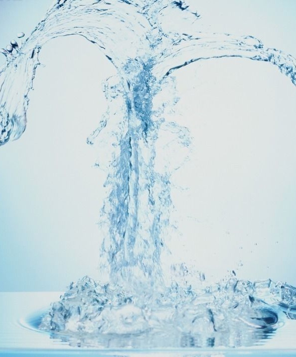 两股水流相撞会怎么样,两股水流汇合后会怎么样