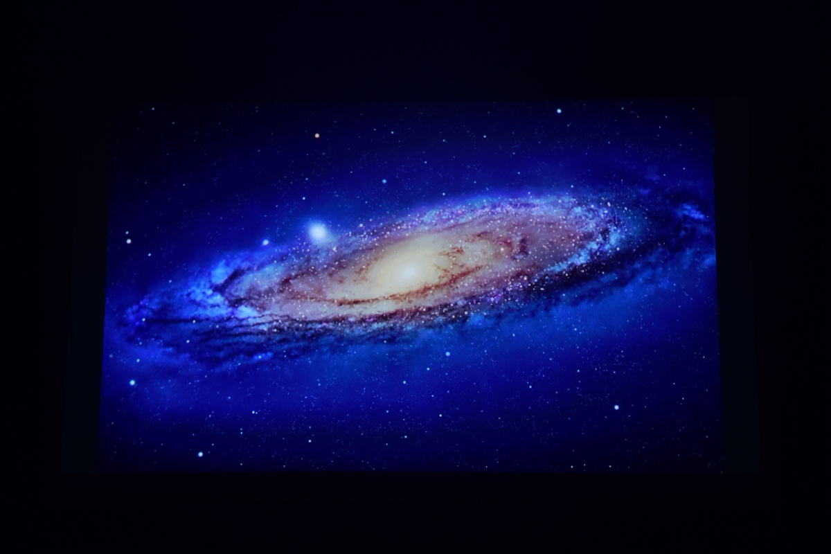 新款家用投影仪高清小型便携投影,口袋智能微型投影仪