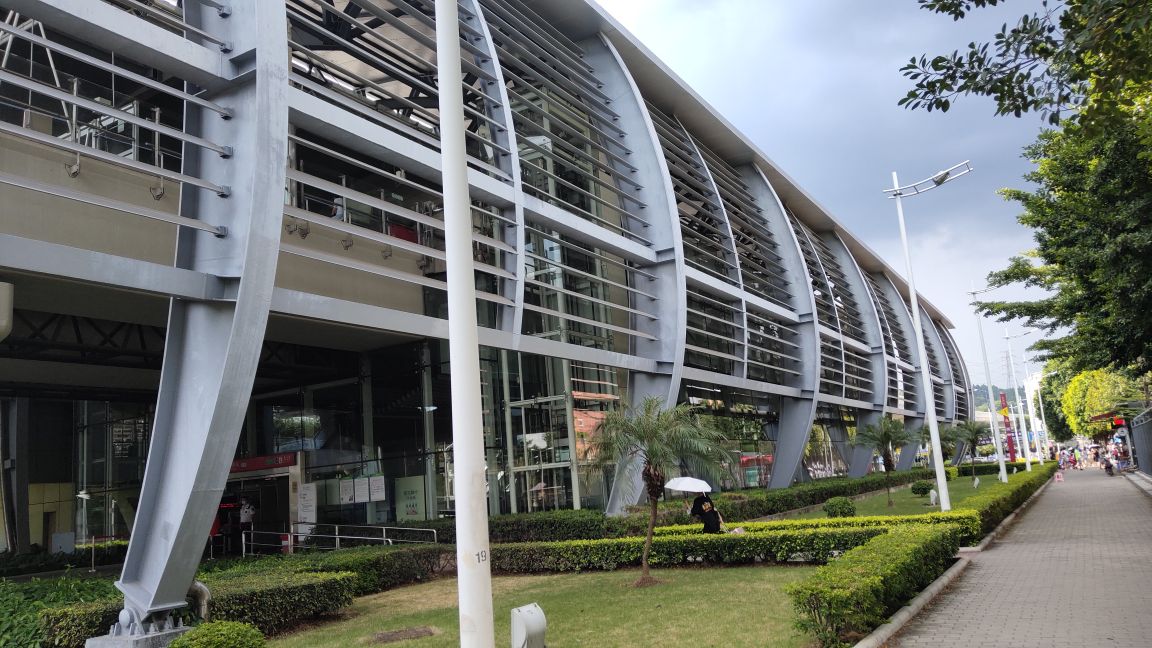 广东女子职业技术学院地铁站,广州女子职业学院附近的学校