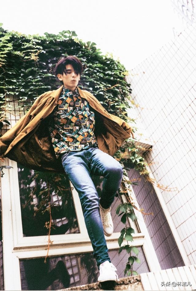 这个爱豆真励志，从200斤胖子逆袭成最帅训练生，*服私**港风超时髦