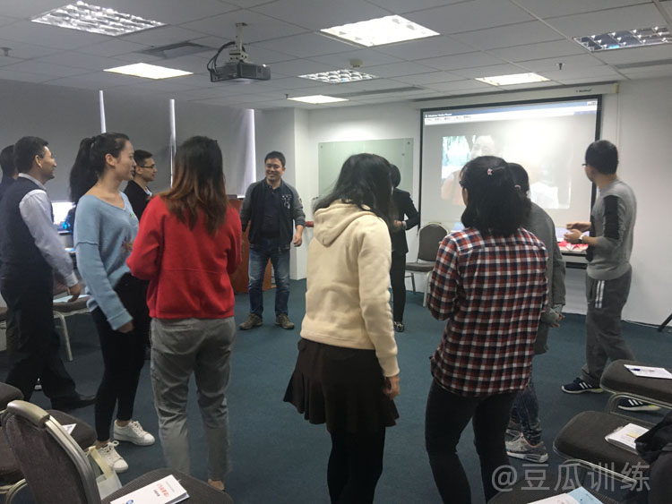 如何增强当众说话的信心,如何培养当众说话的勇气卡耐基