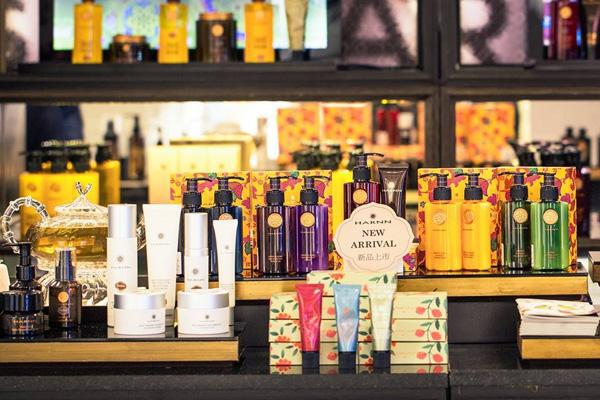 国货品牌包包测评,十大名牌包包正品讲解