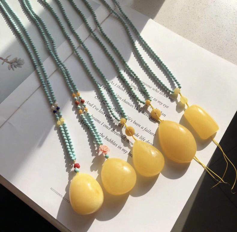 如何一秒钟快速区分真假蜜蜡,一分钟快速辨别蜜蜡真假