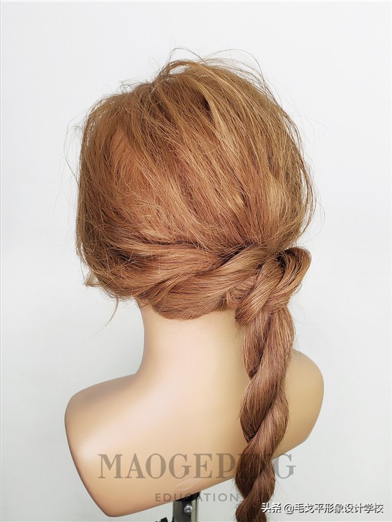 慵懒简单盘发,慵懒简单低马尾