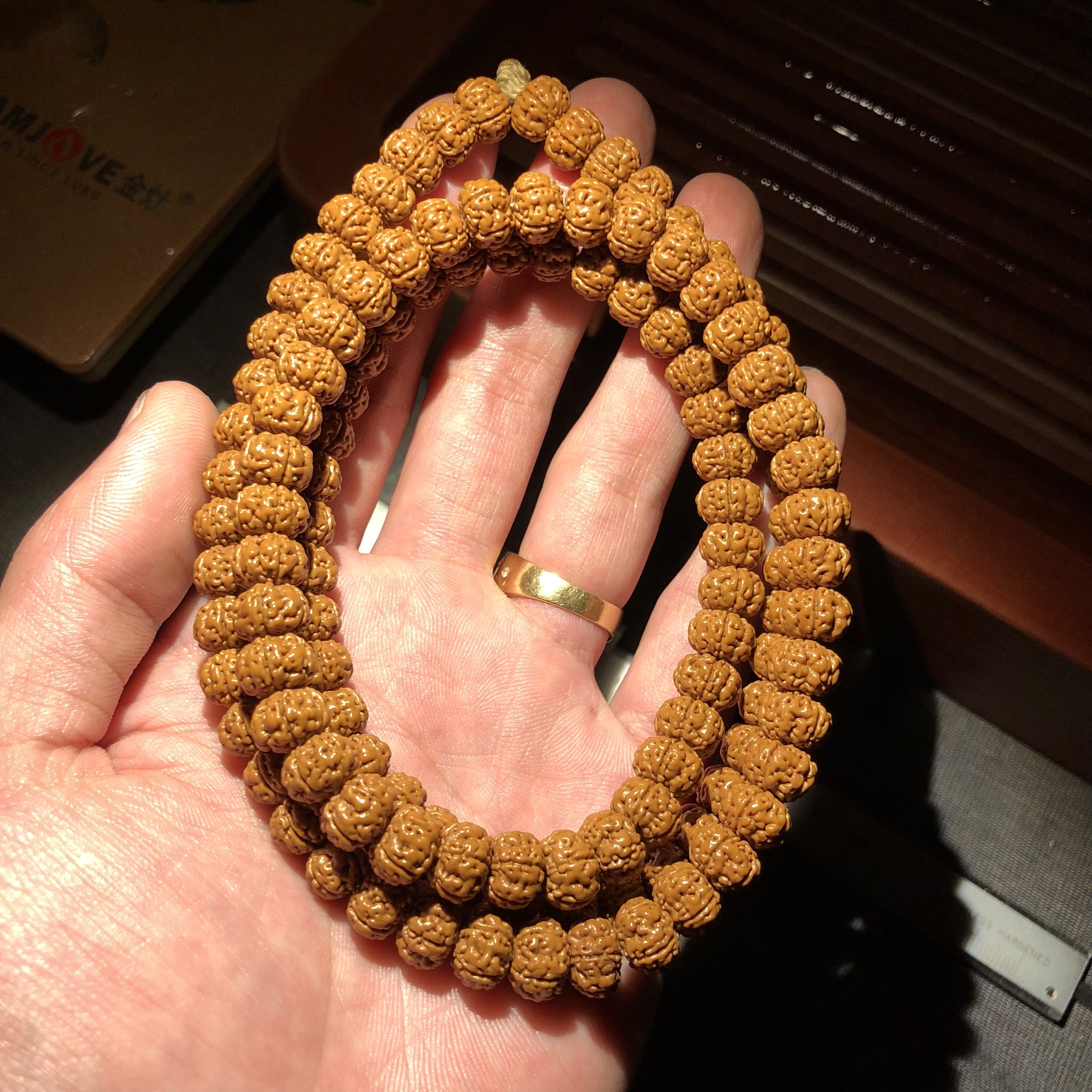 什么纹路的小金刚菩提子值得盘玩,金刚菩提18mm的还是22mm的好