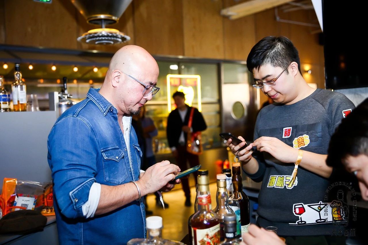 omg加工视频大全,omg夺冠高燃酒吧介绍