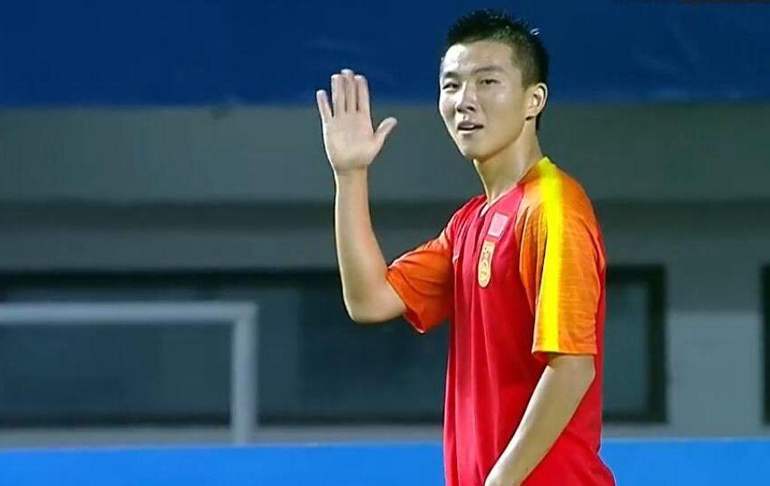 必须严惩！集训期间组团喝酒，建议国青违规球员禁赛一年以上