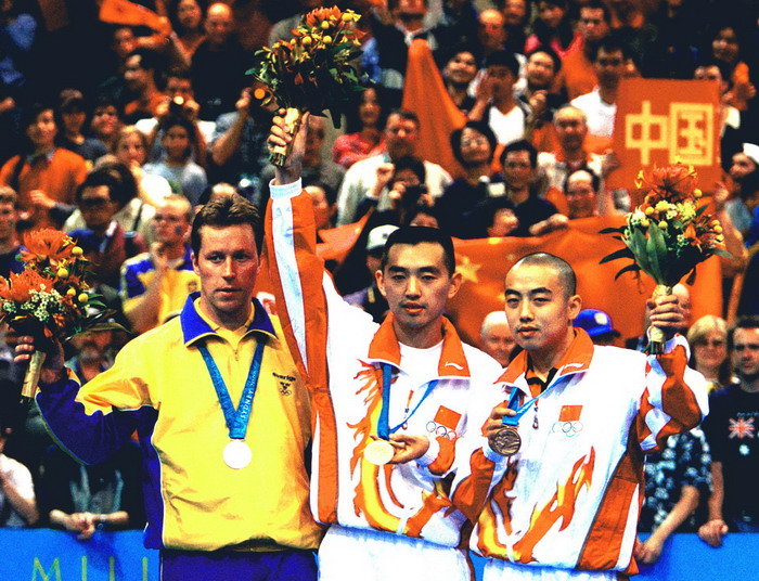 马龙成首位奥运单双冠王,马龙成为第一个奥运会卫冕冠军
