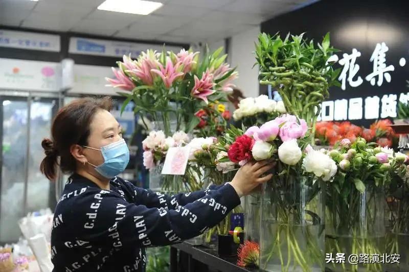 危中寻机行稳致远,危中寻机迎难而上