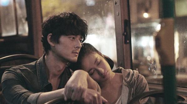 忘记一个人的最好方式,不是删除拉黑断了联系,而是做到这点