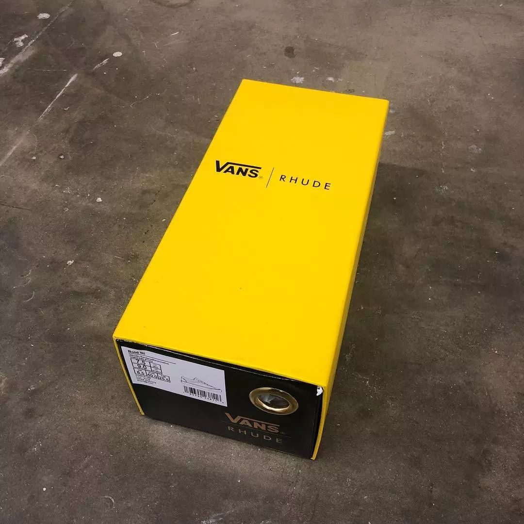 一双vans经典款多重,一双vans鞋成本有多少