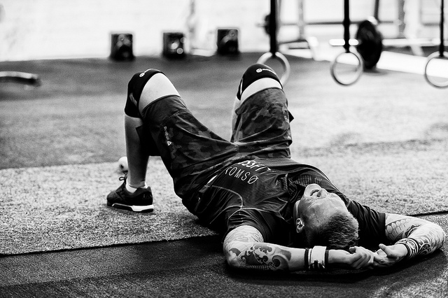 硬拉头晕还能继续训练吗,硬拉晕倒了怎么办