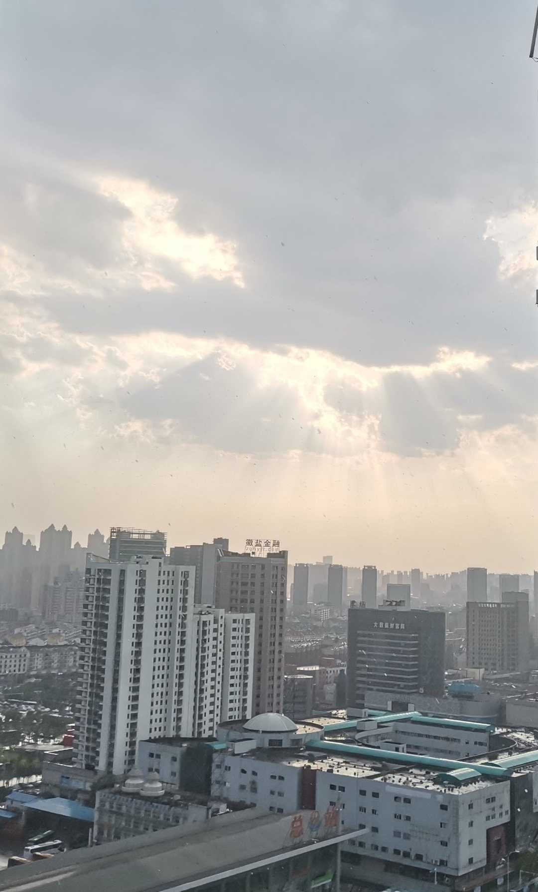 合肥今天下冰雹了吗,合肥的天气怪吗