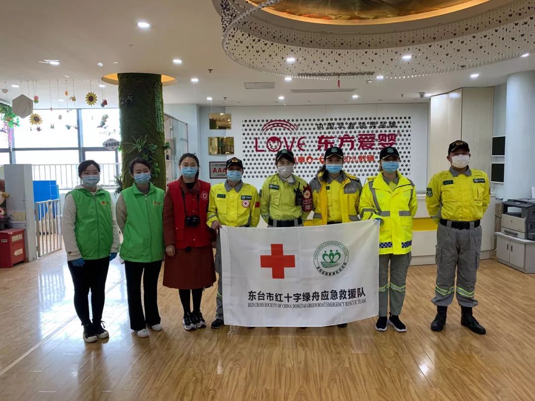 战疫一线同心协力共克时艰,战疫一线凝心聚力勇毅前行