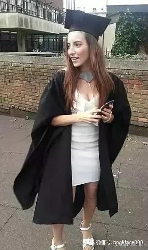 濂崇閬檺寰呭弻鑴氳鐑激闄╀簺鎴偄,濂崇琚悗濡堣檺寰呯儷浼ゆ垨鎴偄