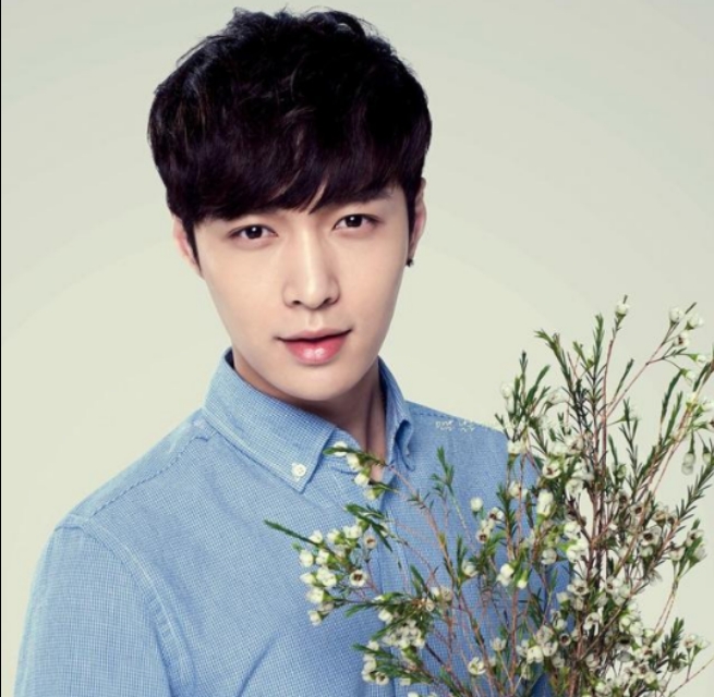 张艺兴被人质疑假唱,张艺兴回应假唱事件