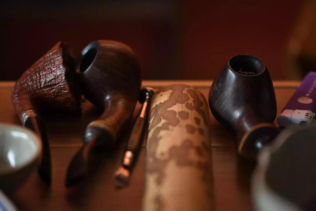 艺术家景德镇做陶瓷,采访一个陶瓷收藏家