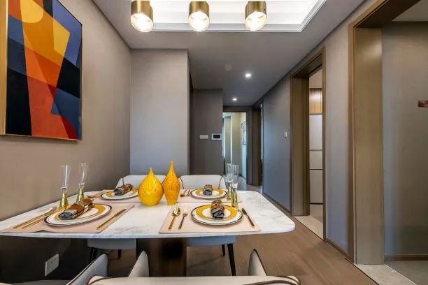 上车的机会到了，这个在上海的楼盘竟才“2”字头