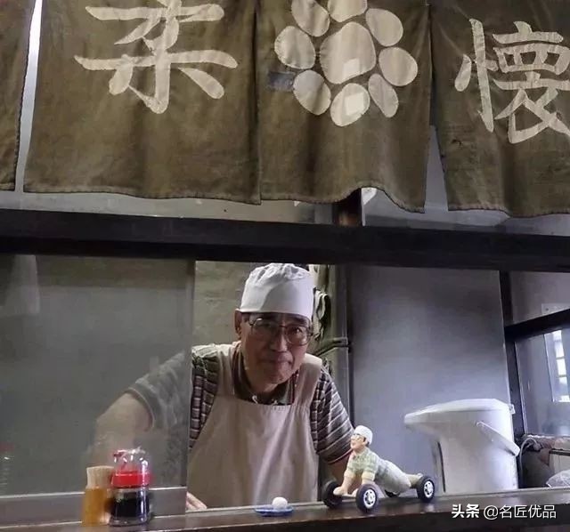 想不想开？这个贴着小胡子的女生，做出全世界最可爱的汽车