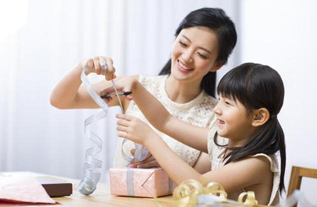 孩子过生日要不要往幼儿园送蛋糕,宝宝过生日往幼儿园送蛋糕吗