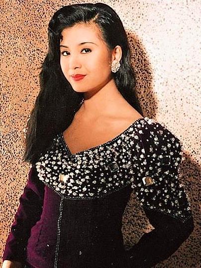 “潇洒亚姐”的浪荡人生,和她爱过的那些有钱男人