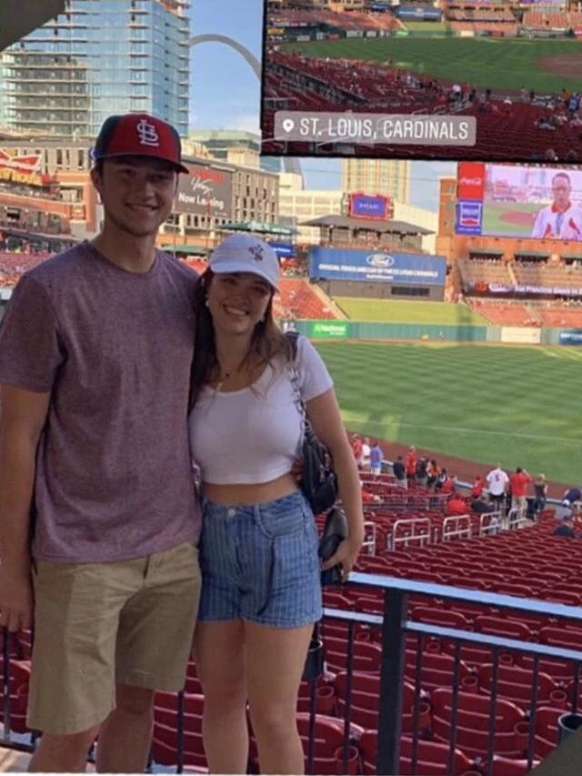 钟丽缇大女儿晒美照身材不输妈妈,钟丽缇女儿惊艳全部照片