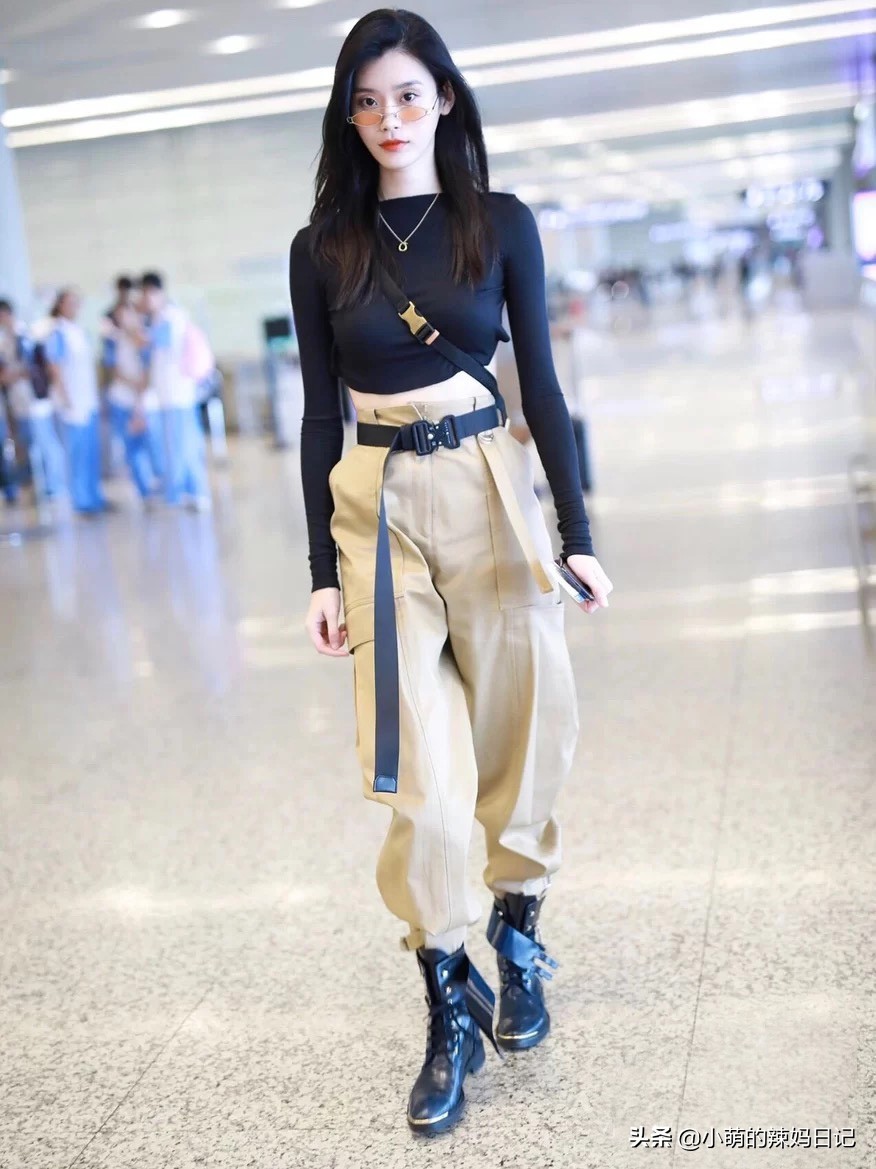 花苞裤适合什么样的腿型穿,高腰阔腿花苞裤