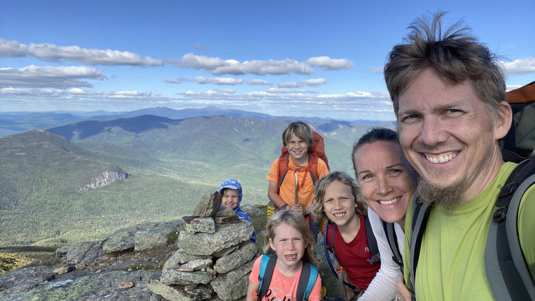 5岁男孩骑行5公里,男孩5天骑行200多公里