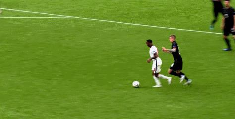 死亡之组手拉手一起出局不回头