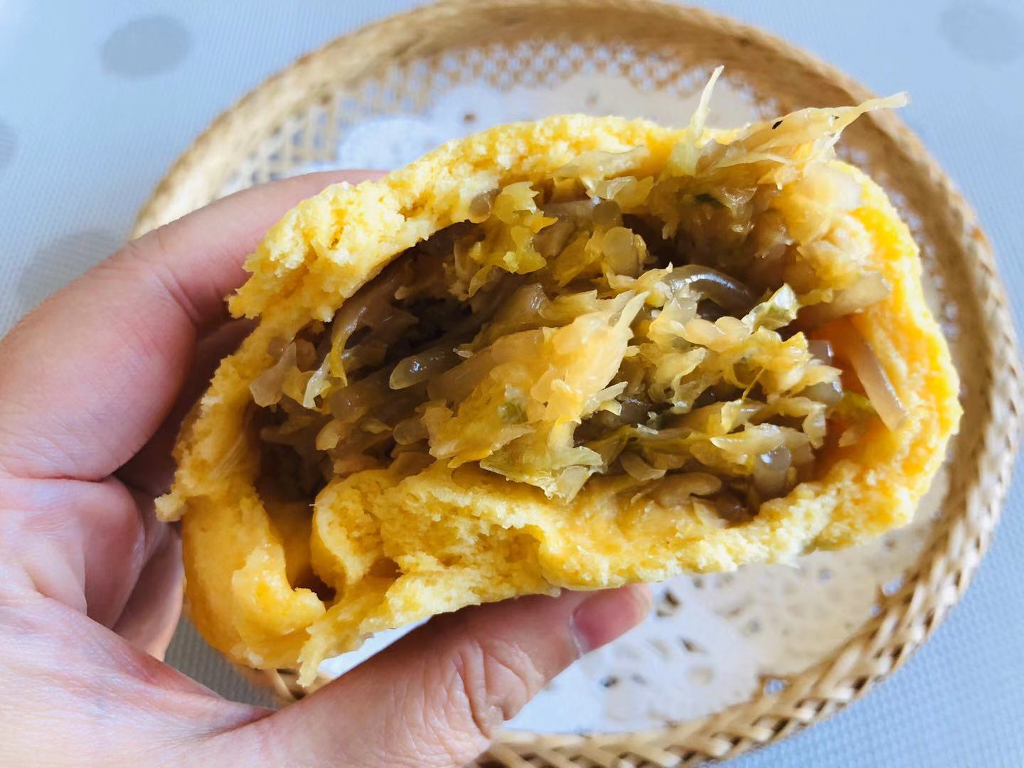 朋友说这是北京最好吃的馒头店，我不信，吃了之后就俩字“真香”