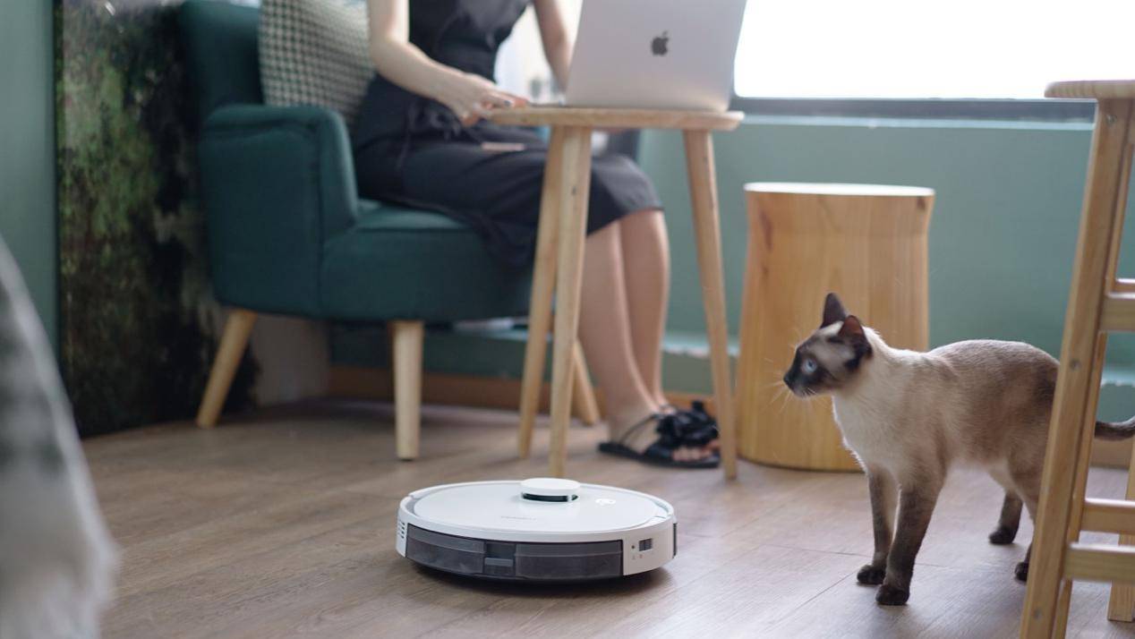 科沃斯扫地机器人t30扫地指南,铲屎官扫地机器人选哪种