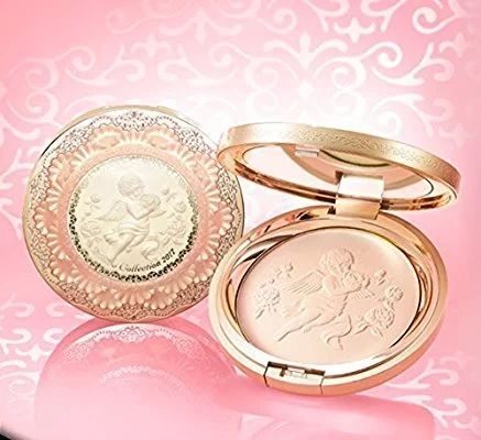 蜜粉和散粉不一样吗,蜜粉散粉粉饼的区别和使用