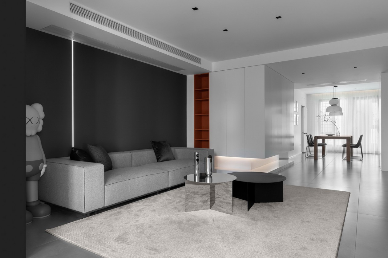 HOUSE无需刻意去做手法，我只是将本来心中所想的表达出来