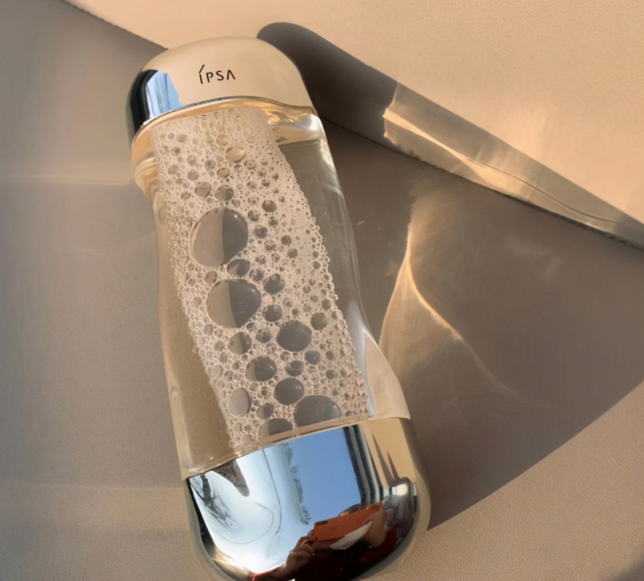 奥尔滨水乳和黛珂炫白哪个好,日本四大神水评测